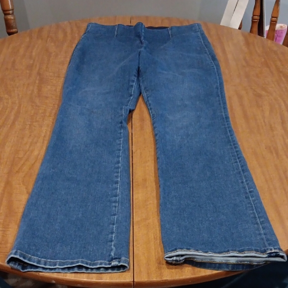 Lee Women's Flare Jeans in Blue - Picture 1 of 5